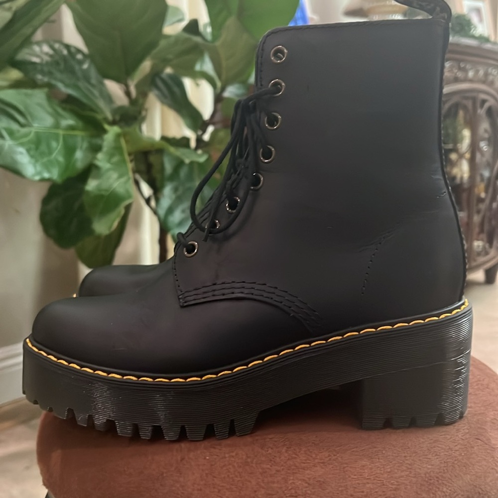 Dr Martens | Shriver Hi Women’s Wyoming Leather Heeled Boots, Size W 7 - Picture 7 of 11